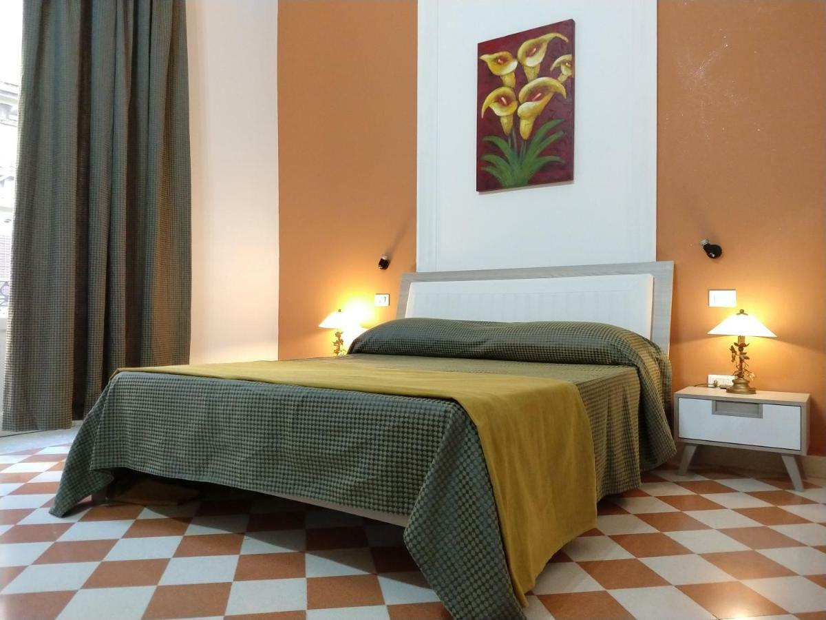 Dimora Principe Scordia Bed and Breakfast Palermo Esterno foto