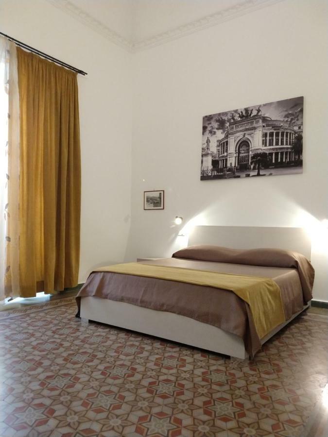 Dimora Principe Scordia Bed and Breakfast Palermo Esterno foto